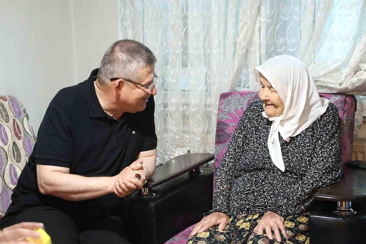 AK Parti İl Başkanı Subaşıoğlu, Muratdede sakinlerini evlerinde ziyaret etti