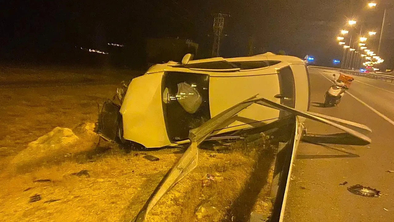 Siirt'te takla atan araçtan sağ çıktı