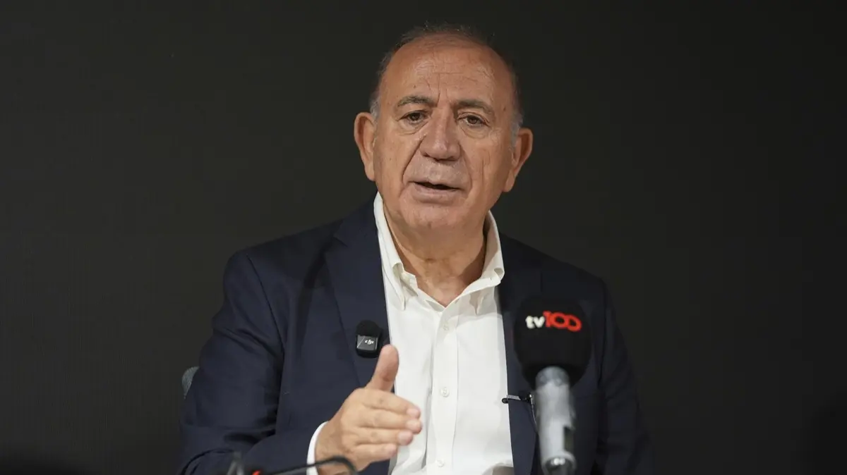 Gürsel Tekin'den Özgür Çelik'e zor soru: Aziz İhsan Aktaş'la ilişkiniz var mı"