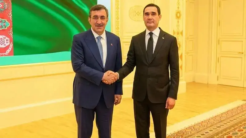 Cumhurbaşkanı Yardımcısı Yılmaz, Türkmenistan Devlet Başkanı Berdimuhamedov ile görüştü