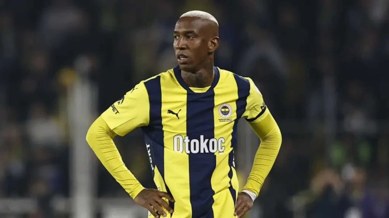 Fenerbahçe'de sakatlık şoku! Antrenmana devam edemedi...