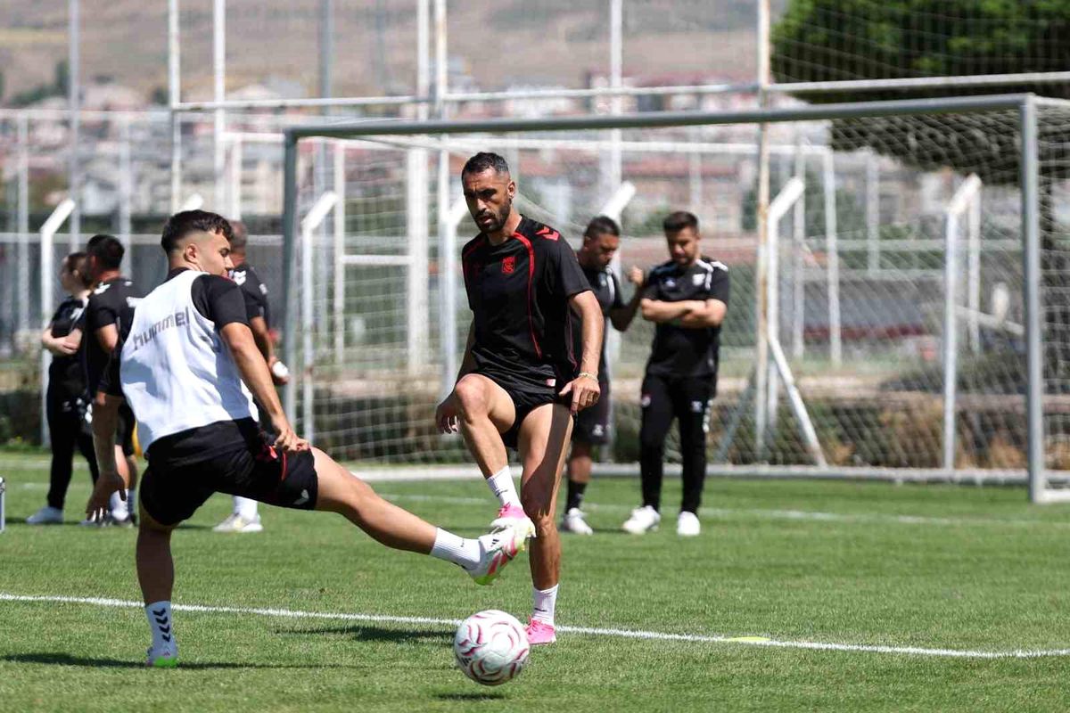 Sivasspor, yeni sezona hazırlanıyor