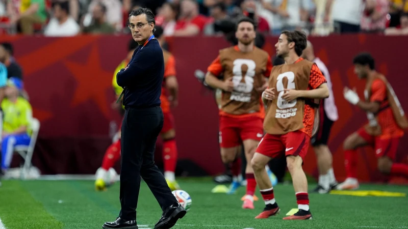 Montella'dan iki yıldıza kesik: Paraguay ilk 11'ini belirledi