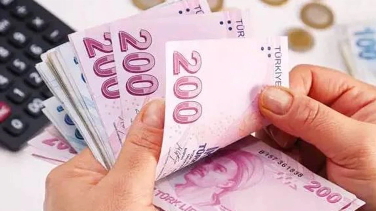 20 bin TL alanlar dikkat! Hesaplara yatacak yeni tutar belli oldu: "Dolar bazında tam 12,5 kat..."