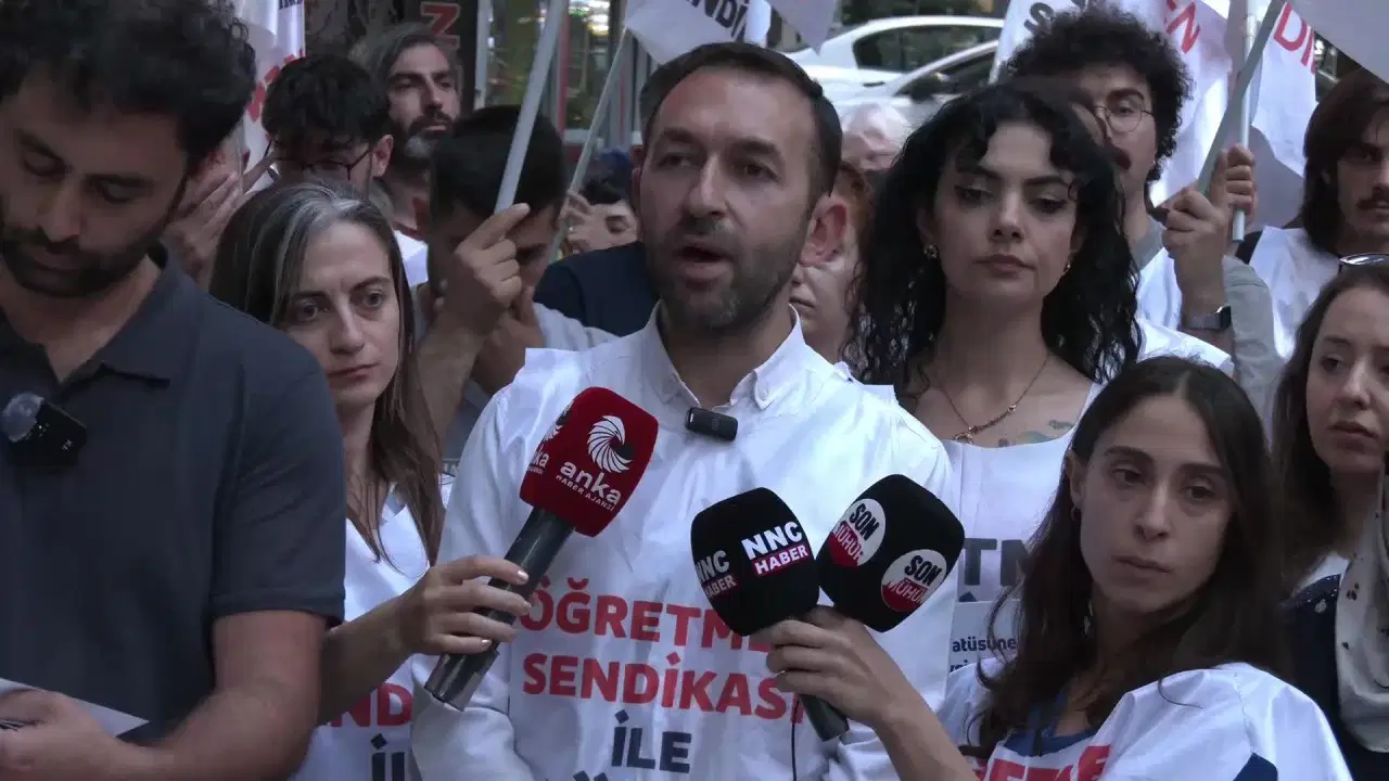 Öğretmenlerden AKP'li Güler'e tepki: ‘5 dakika istedik, görüşme talebimize karşılık vermedi’