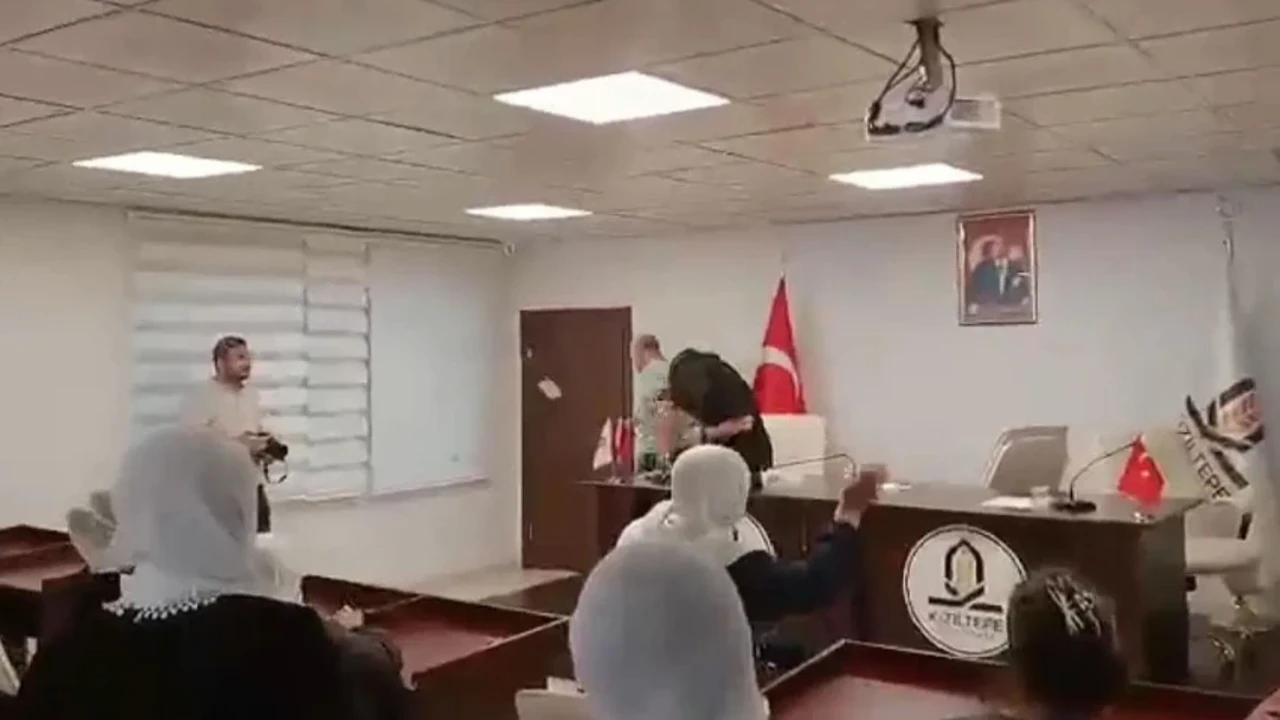 Skandalın ardından Meclis karıştı! DEM Partili Başkan Vekiline yumurtalı protesto