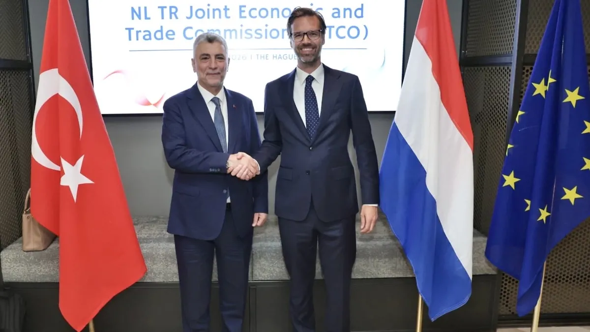 Masada Gümrük Birliği ve vize konusu var! Bakan Bolat, Hollandalı mevkidaşıyla görüştü
