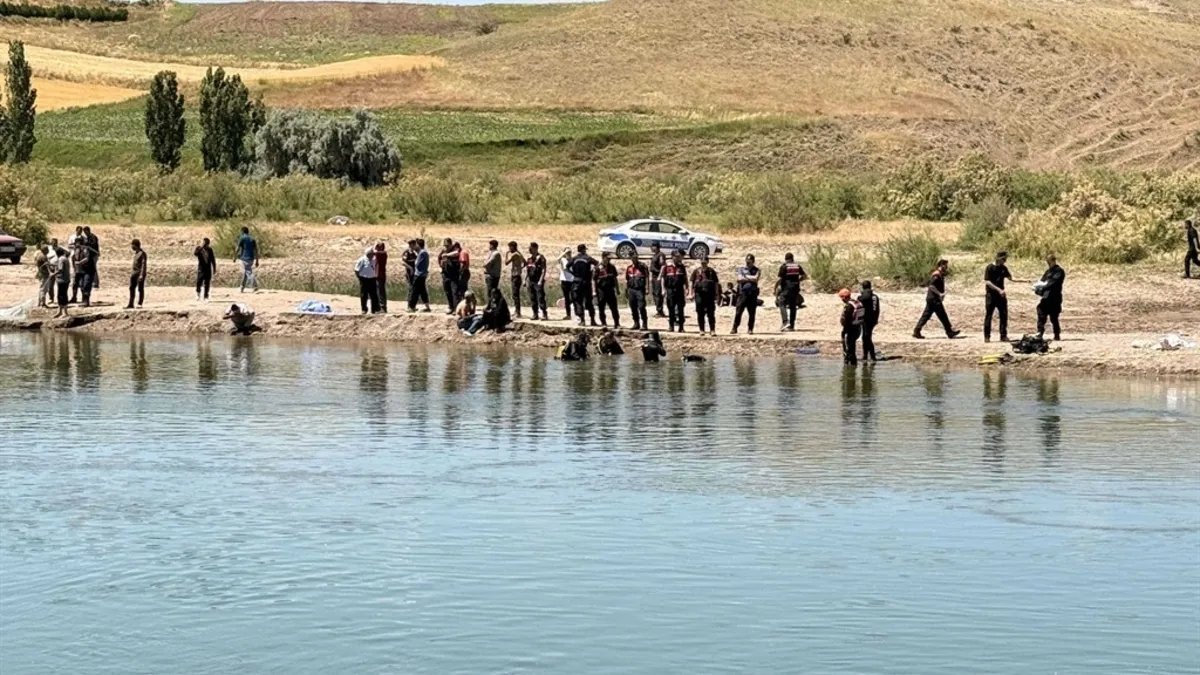 Kızılırmak’tan kahreden haber! Çamaşır yıkayan çocuklar akıntıya kapıldı: 1 ölü, 1 kayıp