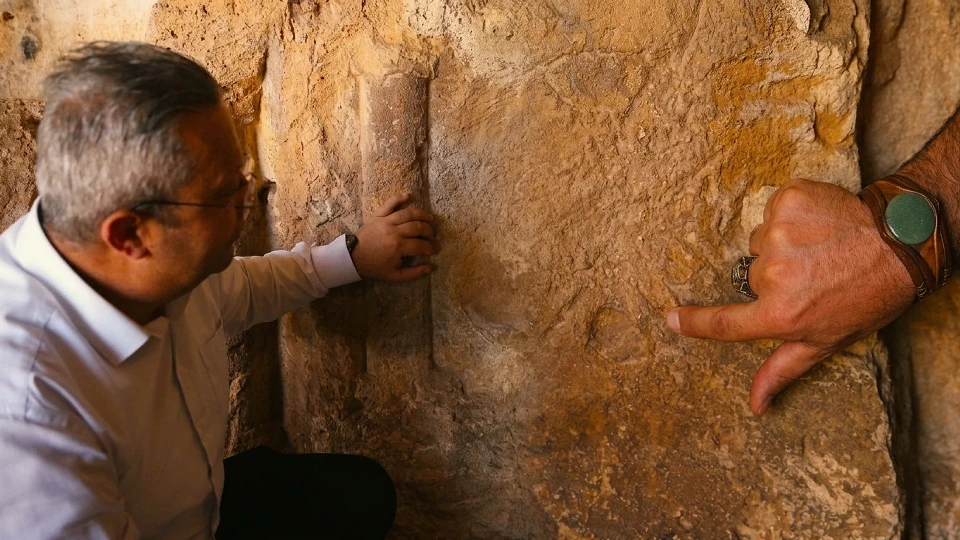 Zerzevan Kalesi'nde dünya arkeolojisini sarsan keşif: Mithras Tapınağı'ndeki gizemli kitabe 1700 yıl sonra çözüldü! | DİYARBAKIR YEREL HABERLERİ