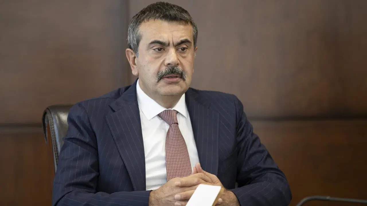 Bakan Tekin canlı yayında açıkladı: Sınav sistemi değişecek mi?