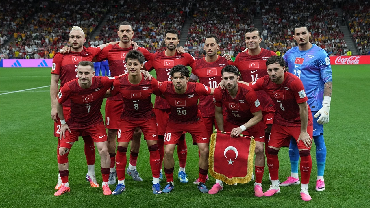 Milli maçta gol perdesi açıldı: Avustralya öne geçti