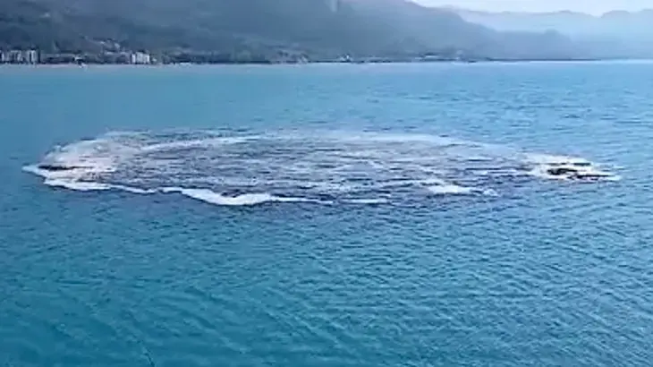 Kastamonu'da deniz kabarması panik yarattı: Bomba gibi patladı