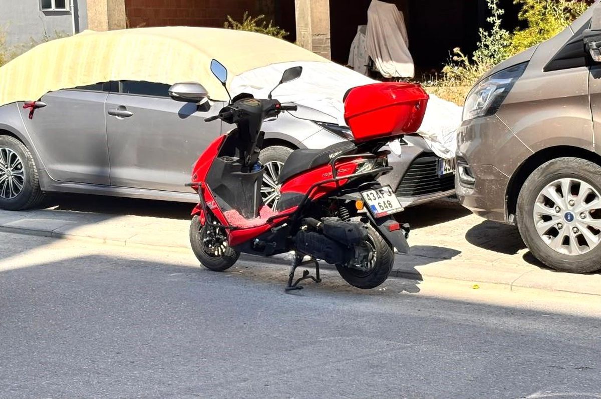 Tavşanlı'da motosiklet devrildi: 1 yaralı