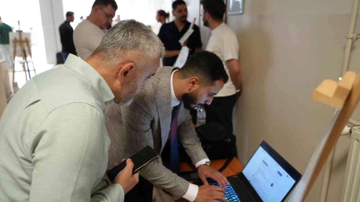 KBÜ'de yapay zekadan siber güvenliğe 220 proje tanıtıldı