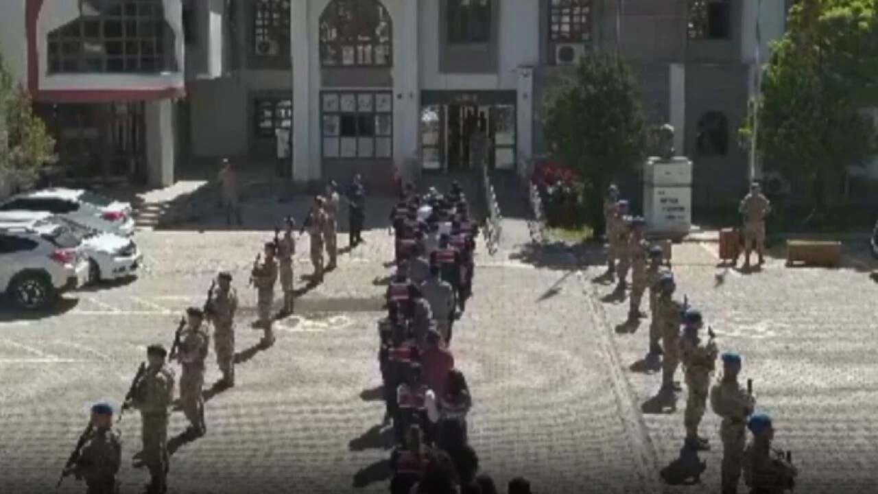 Kahramanmaraş merkezli yasa dışı bahis operasyonunda 38 kişi tutuklandı