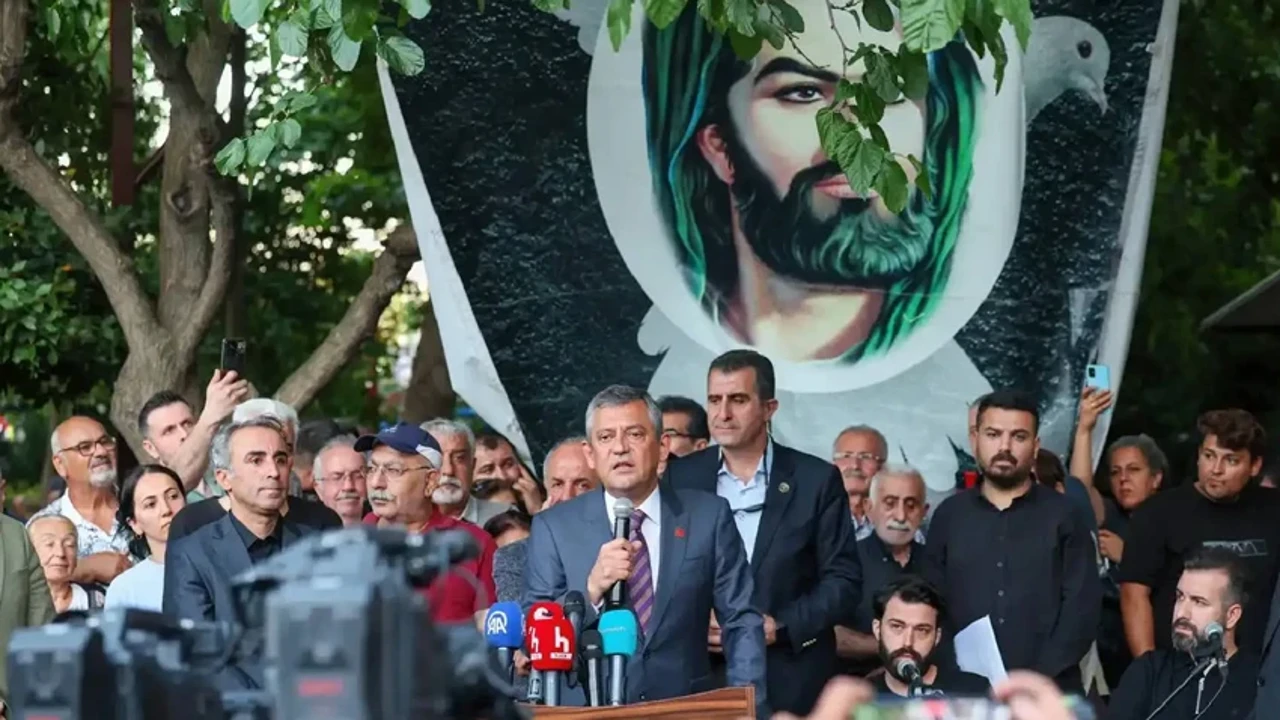 Gürsel Tekin duyurdu: 63 CHP'linin üyelikleri askıya alındı
