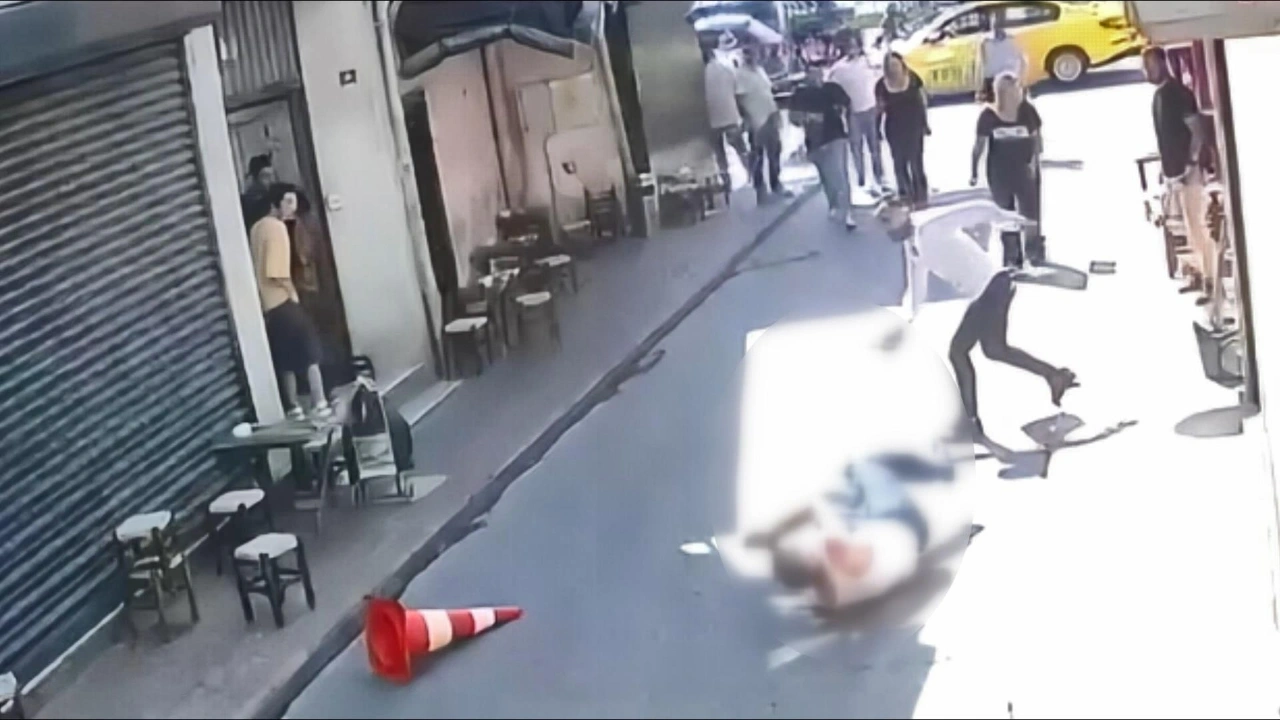 Taciz iddiasıyla linç edildi! Başına duba vuruldu, 3 yerinden bıçaklandı