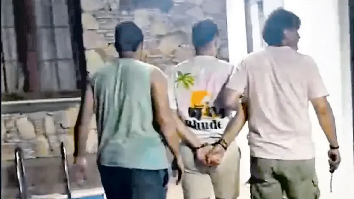 Polis tatilci kılığına girdi: Lüks villada havuz keyfi yapıyorlardı, dünyalarına başlarına yıkıldı!