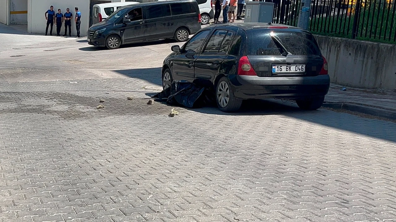 Çöp kamyonunun çarptığı yaşlı adam yaşamını yitirdi