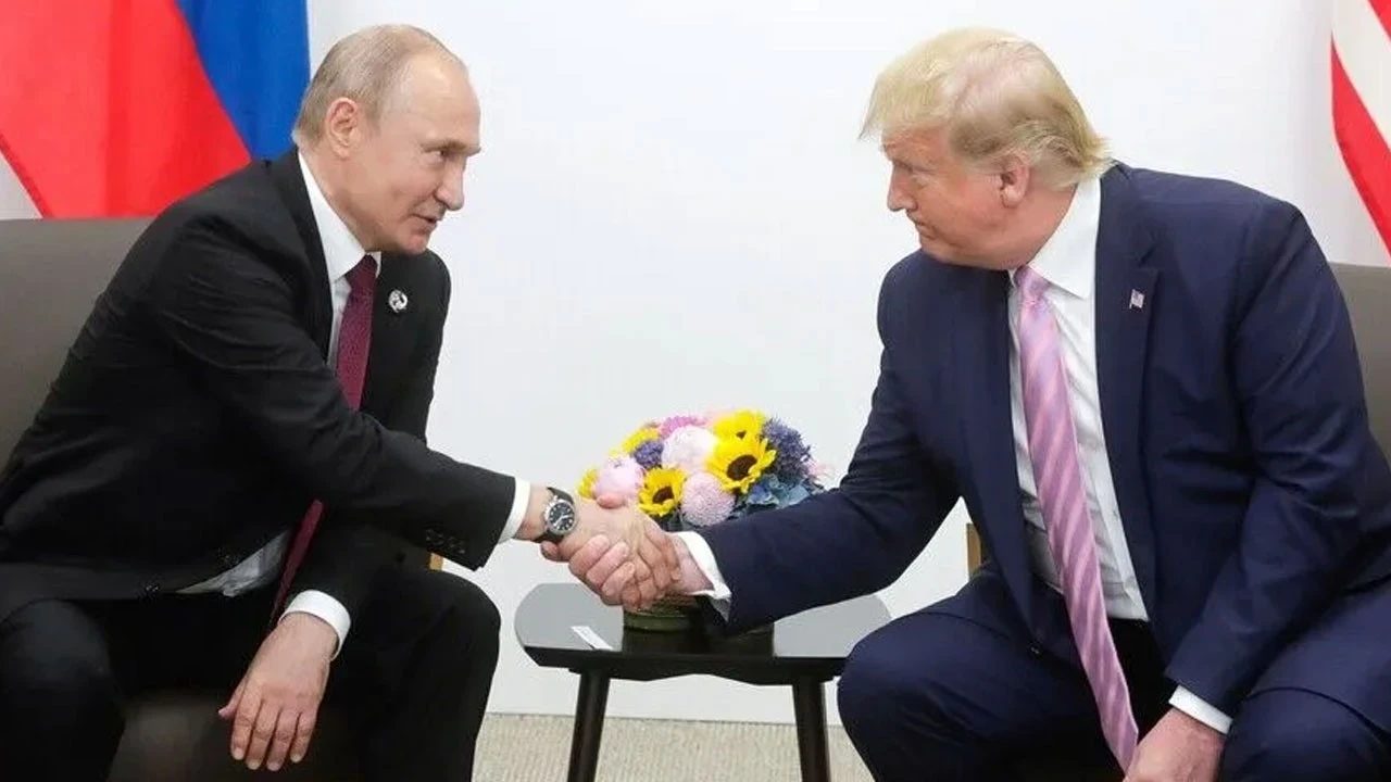 Kremlin: Putin ve Trump telefonda yaklaşık 1,5 saat görüştü