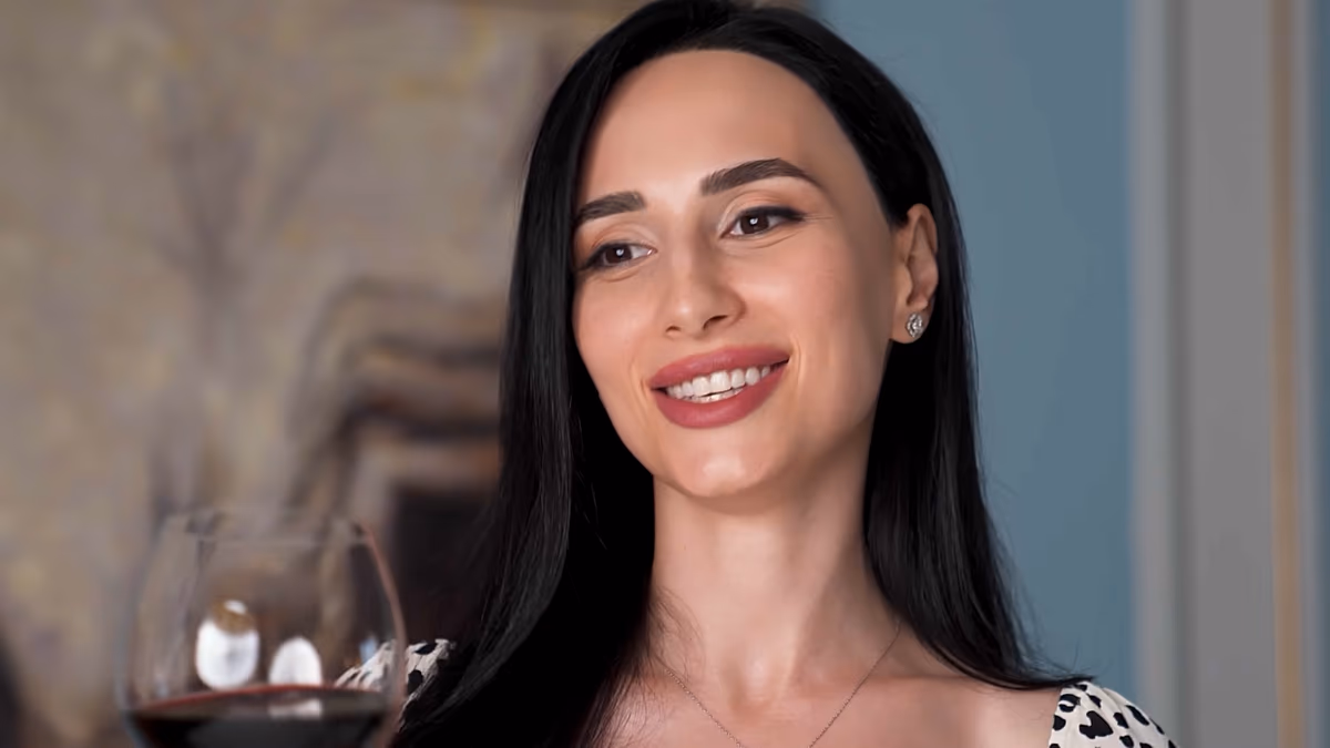 Birleşik Krallık onaylı görgü koçu Jamila Musayeva ile tanışın