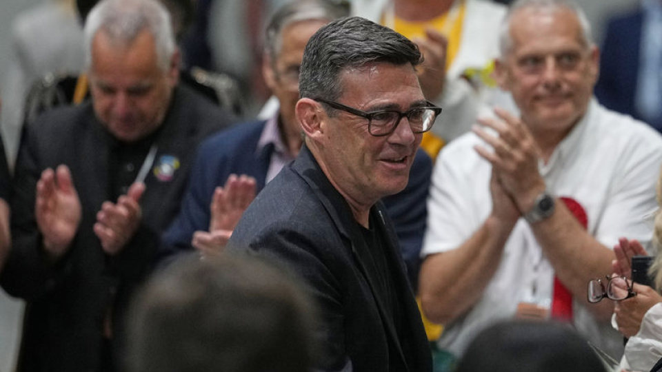 İngiltere'de Başbakan Starmer'ın koltuğunu sarsabilecek adaydan büyük zafer