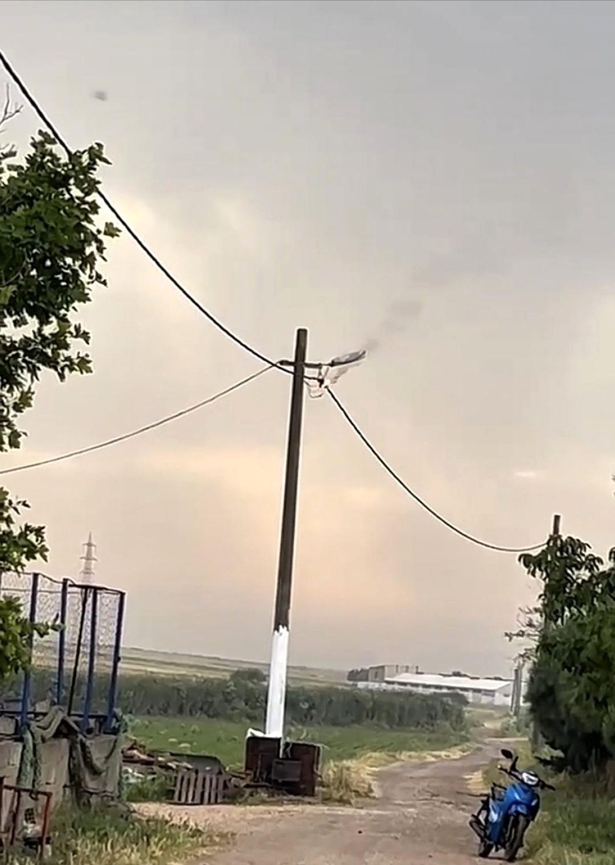 Bandırma'da elektrik hattında korku dolu anlar