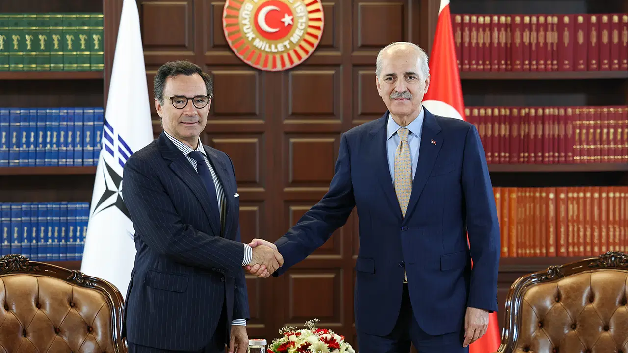 Numan Kurtulmuş, NATO PA Başkanı Perestrello ile görüştü