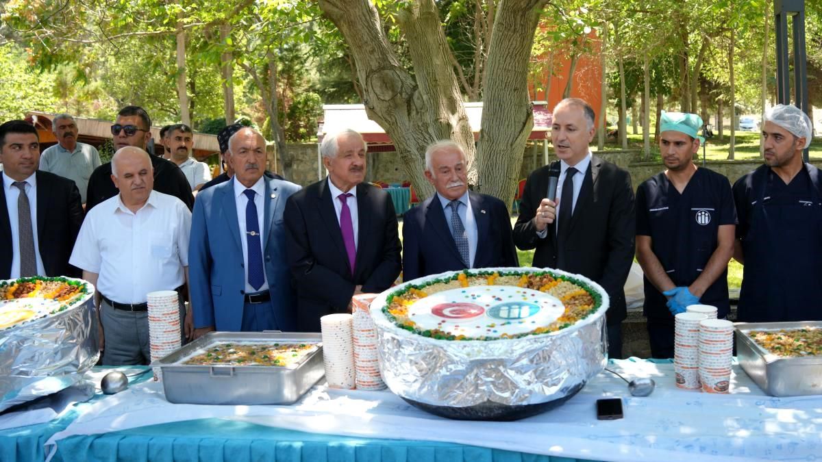 İnönü Üniversitesi'nde aşure etkinliği