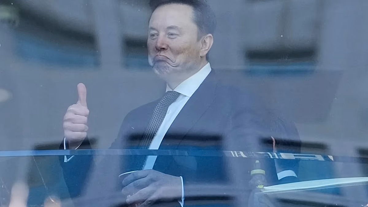 Avustralyalı milyarderden Musk'a teklif: 'Adaları ücretsiz verelim'