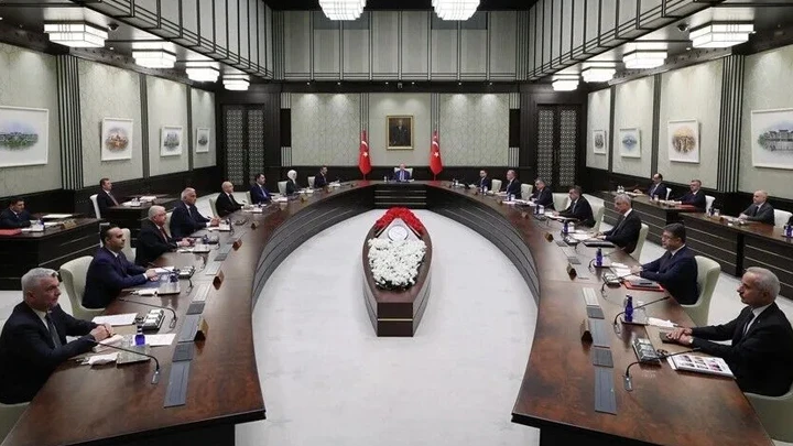 Kabine bugün toplanıyor! İşte masadaki başlıklar...