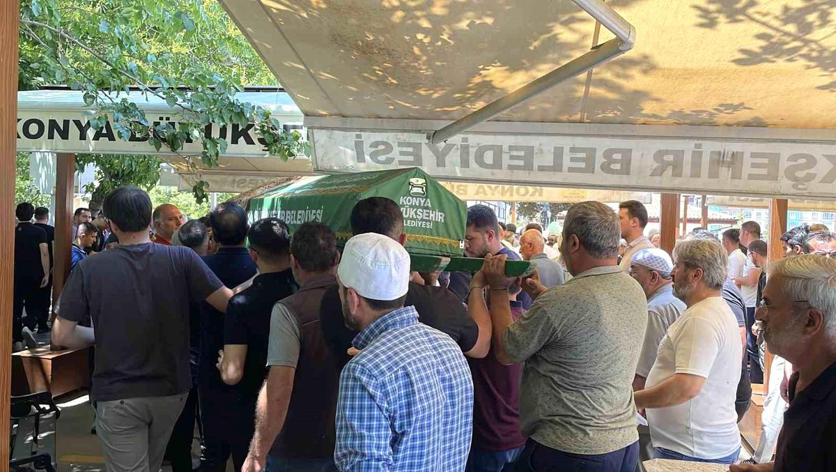 Isparta'daki kazada hayatını kaybedenler son yolculuklarına uğurlandı