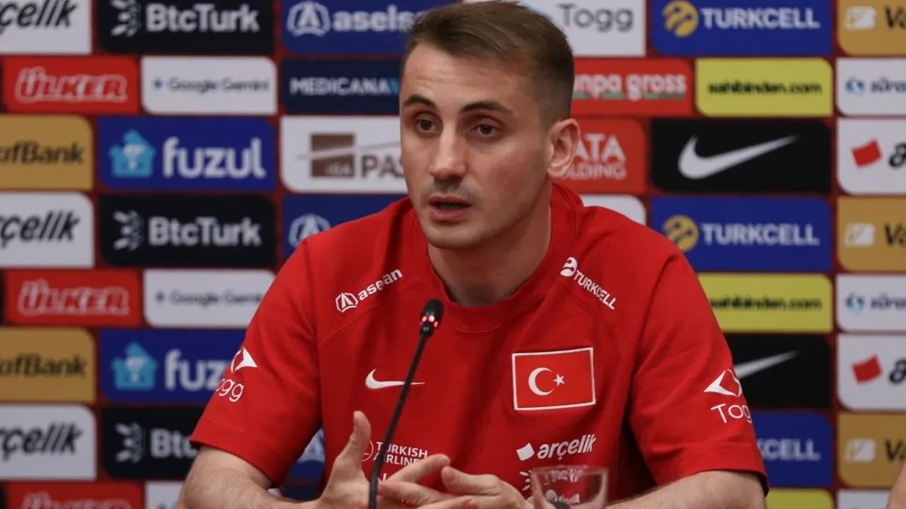 Kerem Aktürkoğlu Dünya Kupası hazırlık kampında Montella'nın 3 özelliğini açıkladı