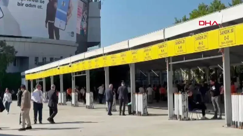 Fenerbahçe Olağanüstü Seçimli Genel Kurulu’nda oy kullanma işlemi sona erdi