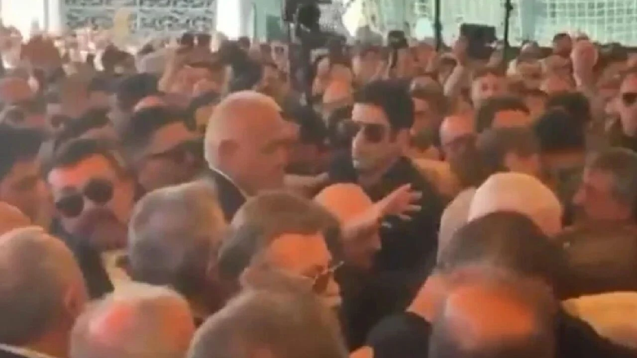 Kadir İnanır'ın cenazesine katılan KemKılıçdaroğlu yuhalandı