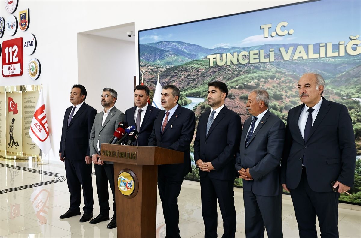 Bakan Tekin, Tunceli'de "İl Eğitim Değerlendirme Toplantısı"nın ardından konuştu Açıklaması
