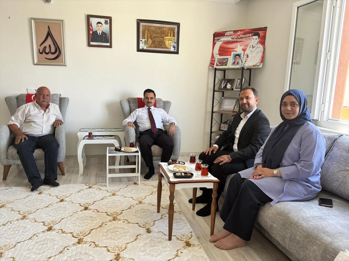 Kaymakamdan şehit ailesine Babalar Günü ziyareti