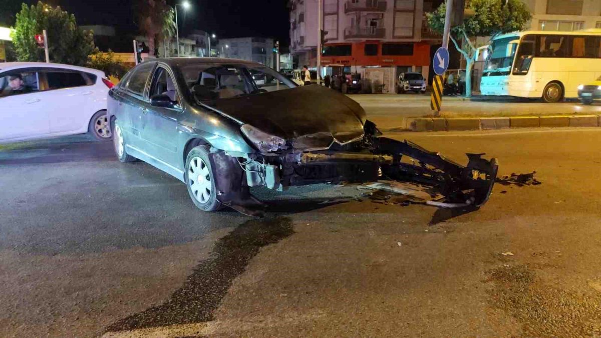 Kırmızı ışık ihlali yapıp kazaya neden oldu: 82 bin 719 TL ceza yedi