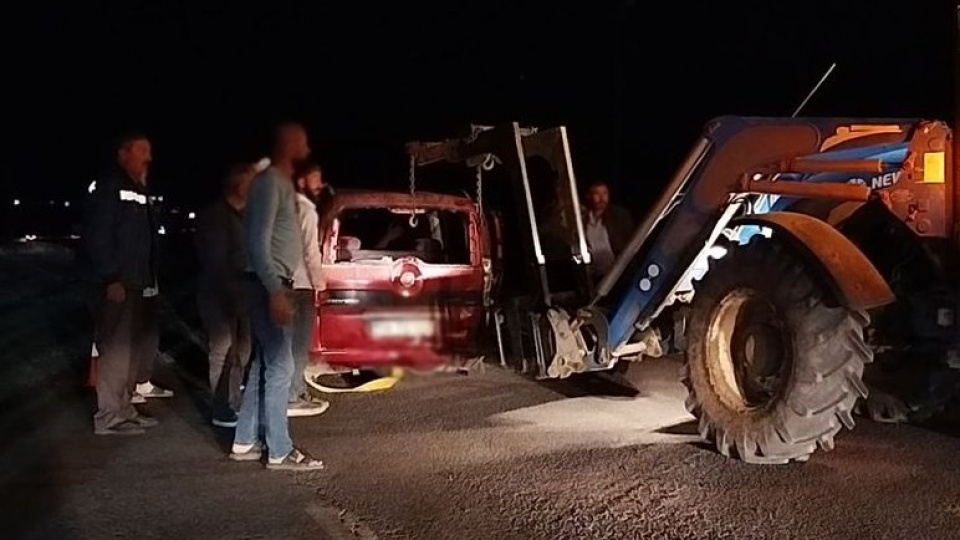 Sivas'ta iki araç çarpıştı: 6 yaralı
