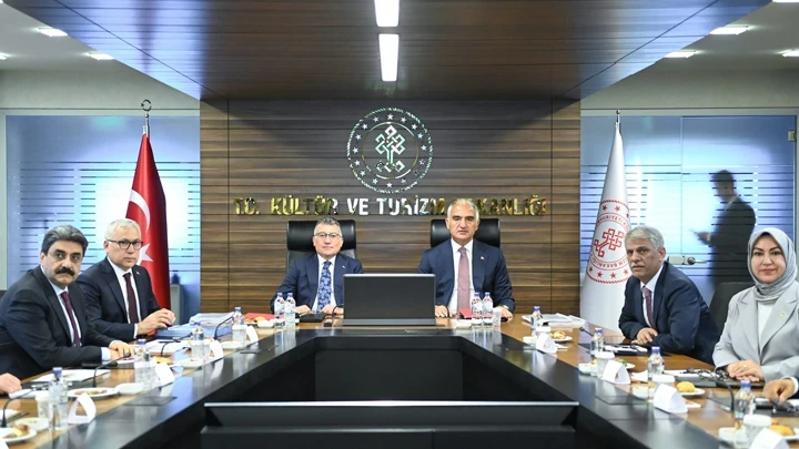 Bakan Ersoy sivas heyetini kabul etti