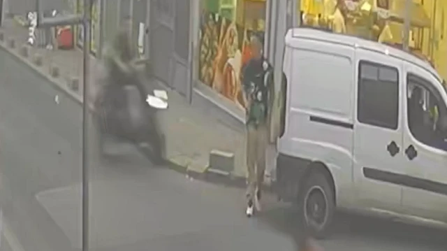 Tekirdağ'da ucuz kahramanlık pahalıya patladı: Ön teker şovu kazayla bitti yaya ölümden döndü