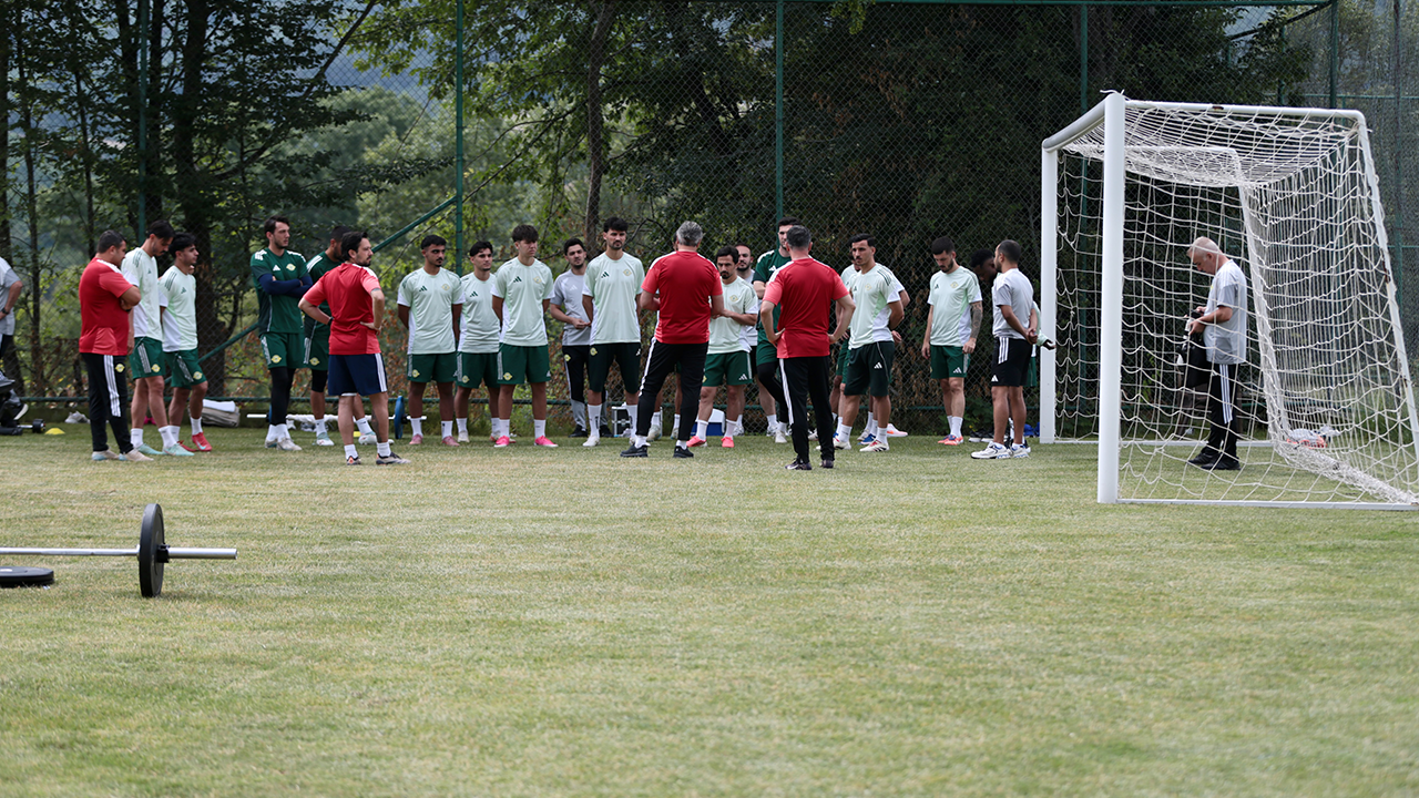Esenler Erokspor, Bolu'da yeni sezon hazırlıklarını sürdürdü