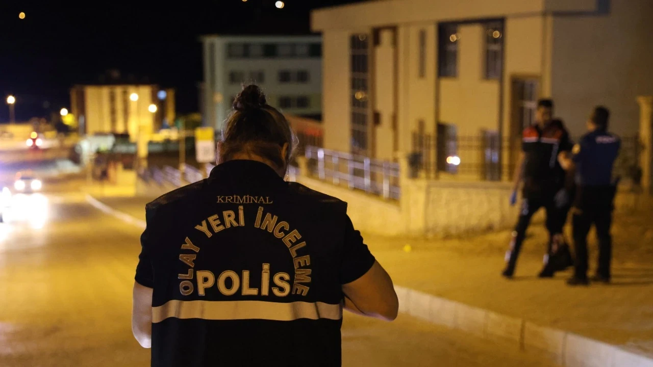 Silahlı ve bıçaklı kavga: 2 ağır yaralı