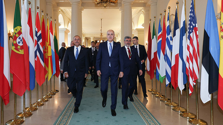 İstanbul'da NATO Zirvesi öncesi önemli toplantı