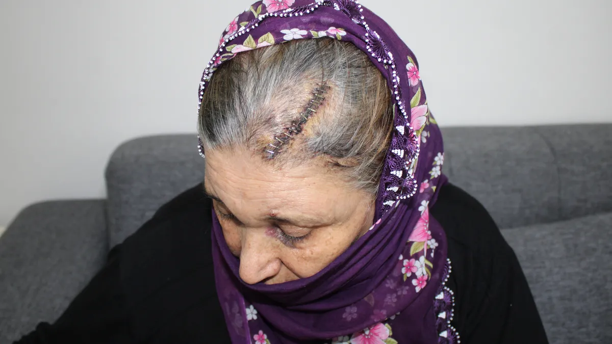 Olmaz olsun senin gibi komşu! Engelli rampası isteğine kürekle karşılık