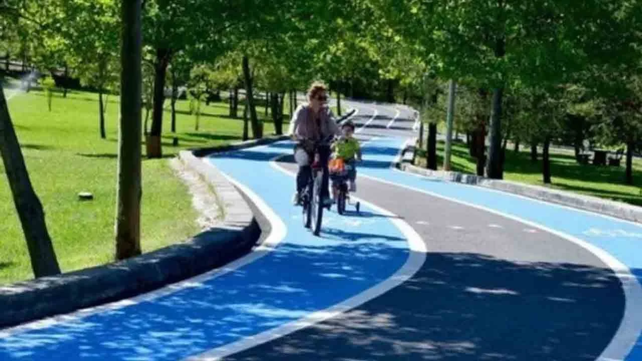 7'den 77'ye herkes pedala: Bisiklet okulu 15 Haziran'da başlıyor