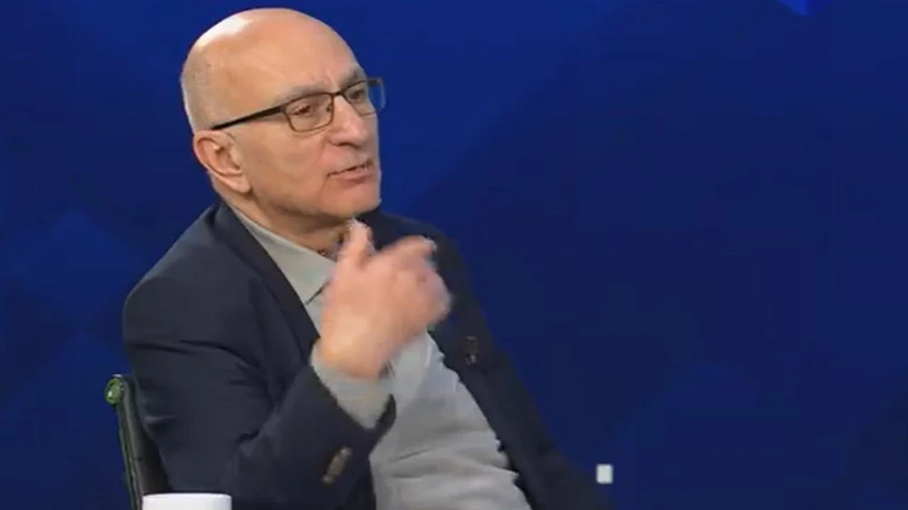 Mahfi Eğilmez’den yapay zekâ uyarısı: Verimlilik arttıkça tüketim büyüyor