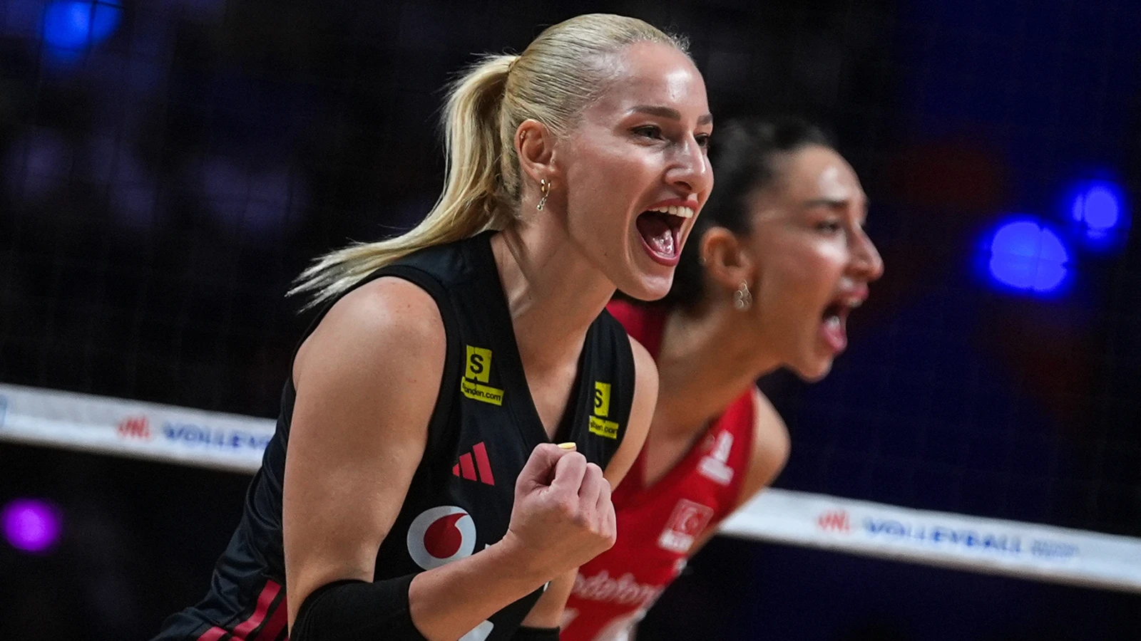 Gizem Örge: "Kupayı tekrar evimize götürebilmek için her şeyimizi sahaya koyacağız"