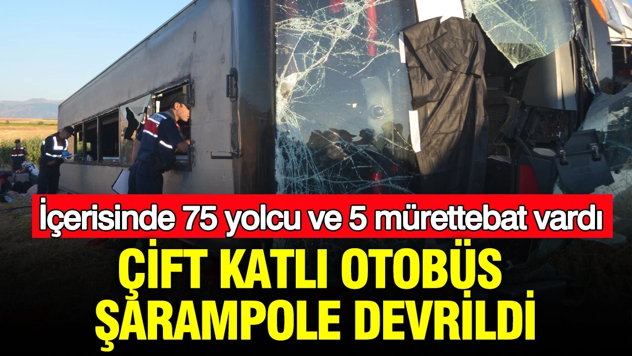 D-100 Karayolunda dehşet anları: Çift katlı otobüs şarampole devrildi