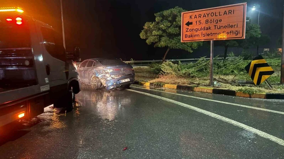Zonguldak'ta feci kaza: 5 kişi yaralandı